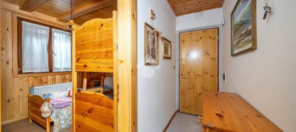 2 bedrooms Apartment in Ronzo-Chienis, Italy No. 281976 3