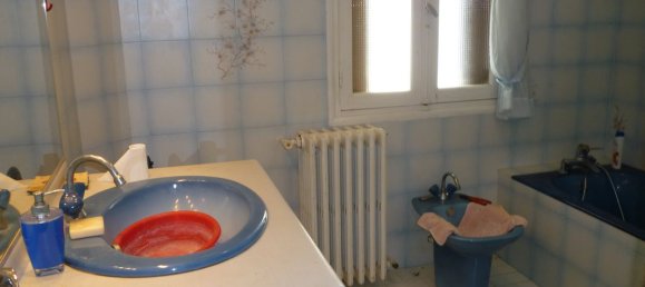 4 bedrooms House in Montayral, France No. 99180 7