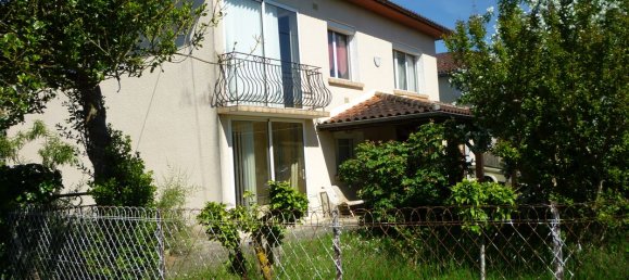 4 bedrooms House in Montayral, France No. 99180 4