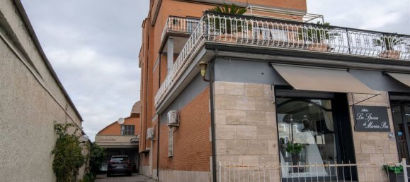 Gewerbliche Immobilie in Rome, Italy 160m², Nr. 151277 3