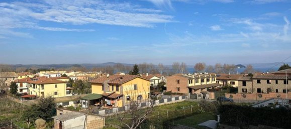 4-salle Appartement à Capodimonte, Italy No. 126940 9