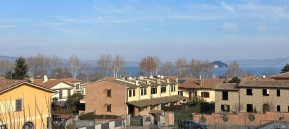 4-salle Appartement à Capodimonte, Italy No. 126940 7