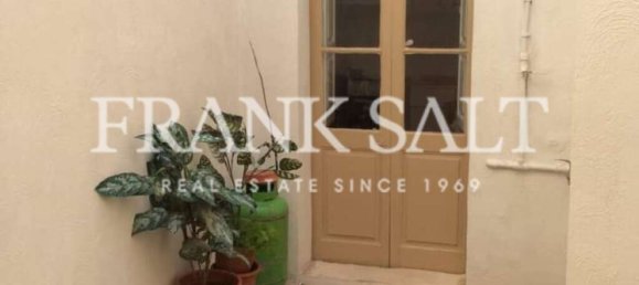 3 chambres Maison de ville à Zebbug, Malta No. 8374 17