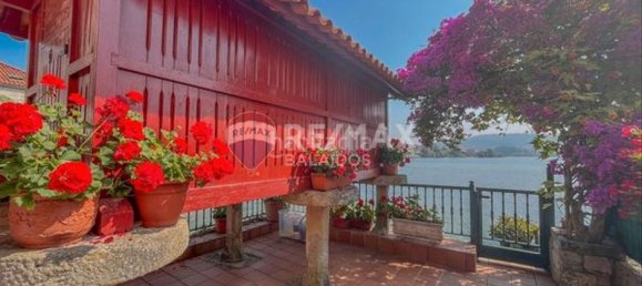 3 bedrooms Townhouse in Poio, Spain No. 190353 3