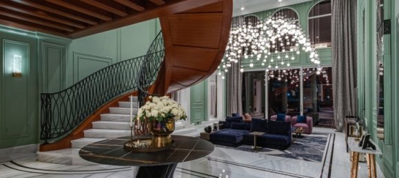 8 bedrooms Villa in Palm Jumeirah, UAE No. 13 5