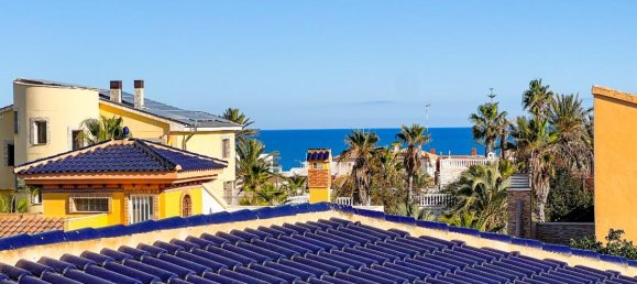 5 Schlafzimmer Villa in La Mata, Spain, Nr. 12992 30