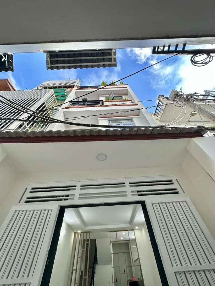 44m² Townhouse in District 7, Vietnam No. 12836