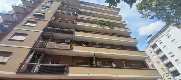 2 chambres Appartement à Milan, Italy No. 360720 4