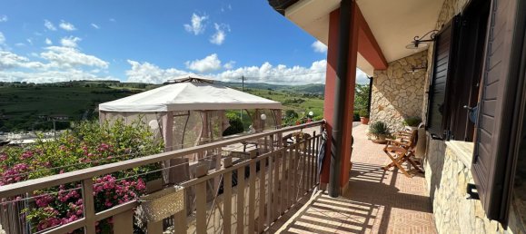 Villa de 7 divisões em Pignola, Italy N.º 72111 2