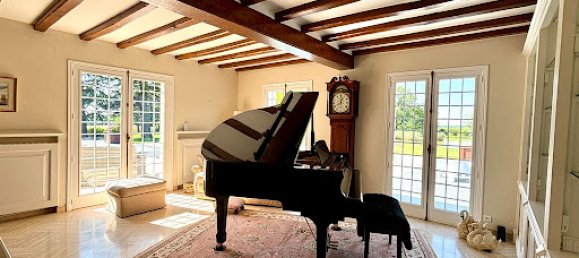 10 Schlafzimmer Schlösser in Loches, France, Nr. 326243 10