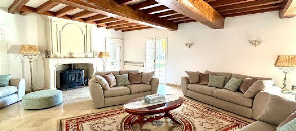 10 Schlafzimmer Schlösser in Loches, France, Nr. 326243 11