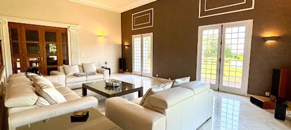 10 Schlafzimmer Schlösser in Loches, France, Nr. 326243 13