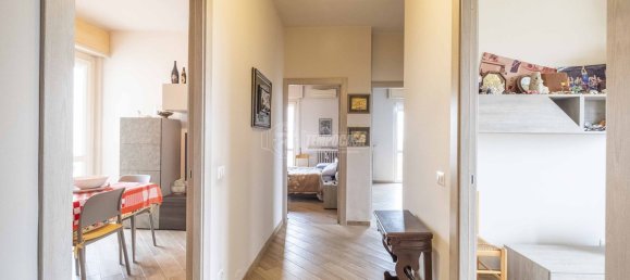 3غرفة شقة في Novara, Italy رقم 284000 6