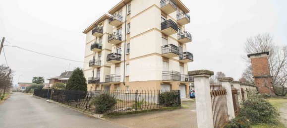 3غرفة شقة في Novara, Italy رقم 284000 26