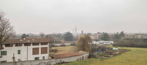 3غرفة شقة في Novara, Italy رقم 284000 25