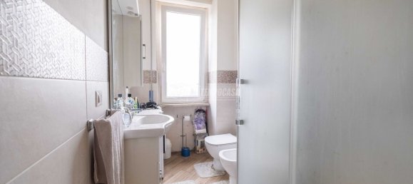 3غرفة شقة في Novara, Italy رقم 284000 16