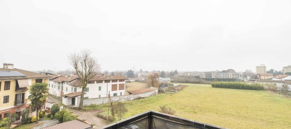 3غرفة شقة في Novara, Italy رقم 284000 20