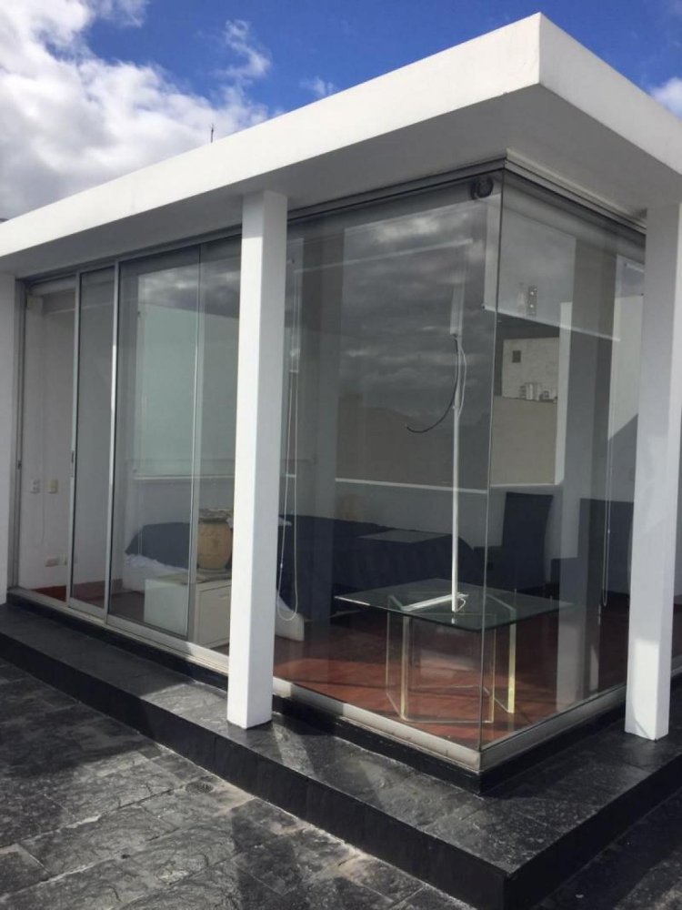 Casa de 3 dormitorios en Bogotá, Colombia No. 12875