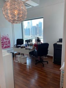 100m² Office in Business Bay, UAE No. 5909