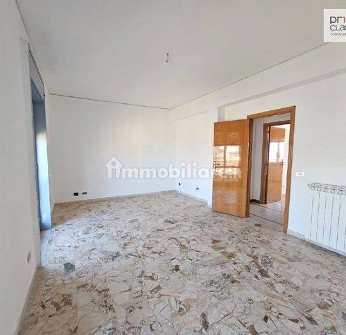 2 bedrooms Apartment in Vittoria, Italy No. 135574