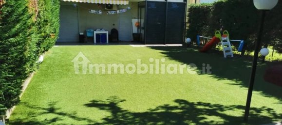 4 bedrooms Apartment in Vado Ligure, Italy No. 187730 2