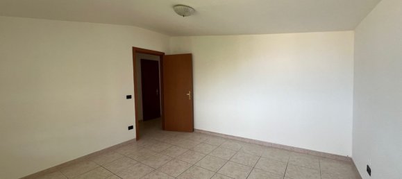 Квартира с 3 комнатами в Монтальто Уффуго, Италия № 183866 14