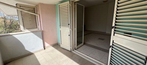 Квартира с 3 комнатами в Монтальто Уффуго, Италия № 183866 10