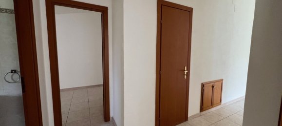 Квартира с 3 комнатами в Монтальто Уффуго, Италия № 183866 15