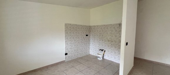 Квартира с 3 комнатами в Монтальто Уффуго, Италия № 183866 5