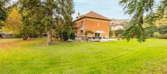 Casa de 6 divisões em Thiers, France N.º 59023 2