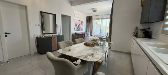 3 Schlafzimmer Wohnung in Germasogeia, Cyprus, Nr. 4421 5