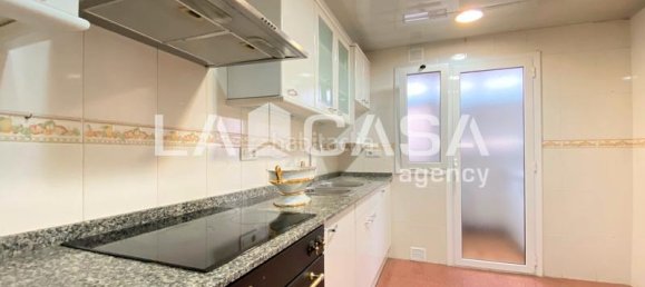 3 bedrooms Apartment in Badalona, Spain No. 139625 6