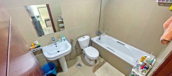 Apartamento de 2 dormitorios en Greens, UAE No. 28647 9