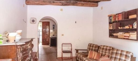 5 bedrooms House in Marzano Appio, Italy No. 325648 16