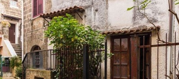 5 bedrooms House in Marzano Appio, Italy No. 325648 25