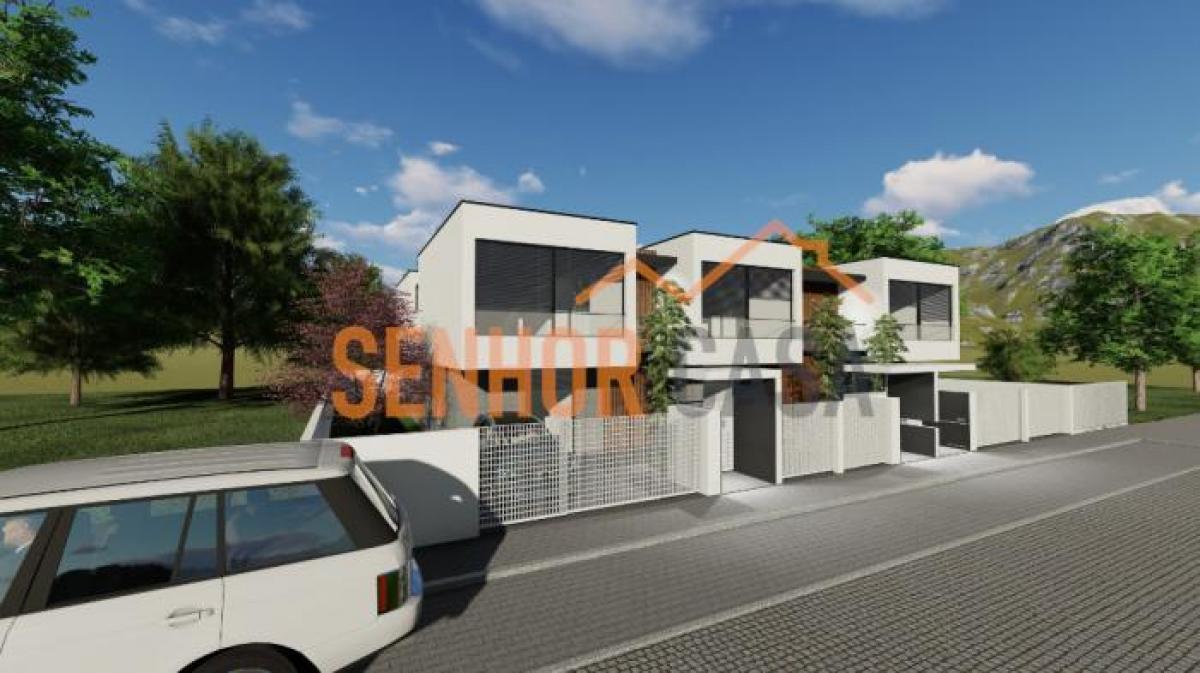 3 bedrooms House in Vila Nova de Gaia, Portugal No. 2357