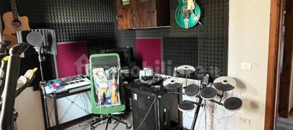 2 bedrooms Villa in Urbino, Italy No. 69785 22