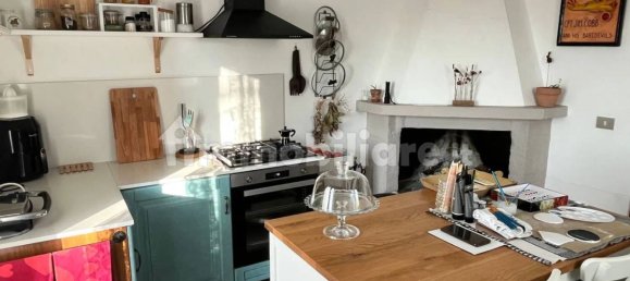 2 bedrooms Villa in Urbino, Italy No. 69785 14