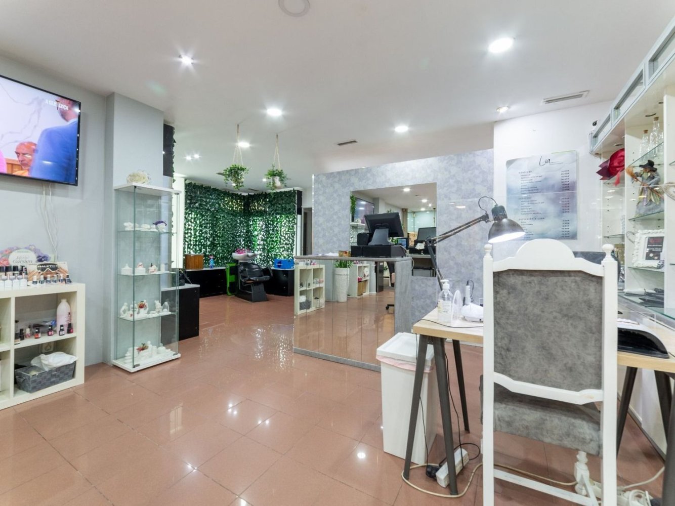 70m² Commercial property in Gondomar, Portugal No. 312093