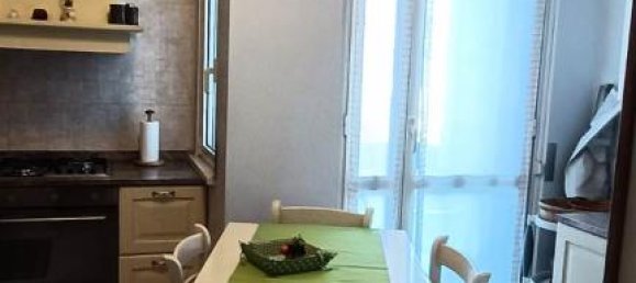 Квартира с 4 комнатами в Ро, Италия № 162303 11