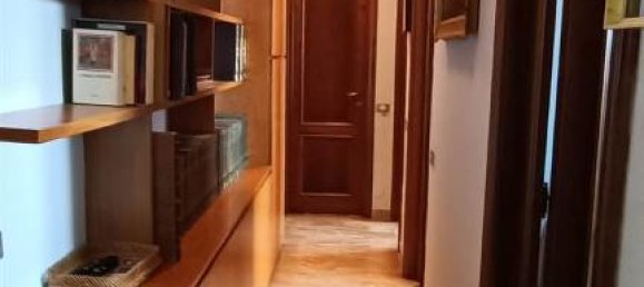 Квартира с 4 комнатами в Ро, Италия № 162303 13