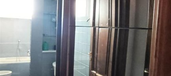 Квартира с 4 комнатами в Ро, Италия № 162303 16