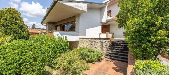 12 bedrooms Villa in Lucca, Italy No. 345375 46