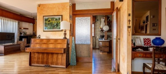 12 bedrooms Villa in Lucca, Italy No. 345375 22