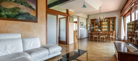 12 bedrooms Villa in Lucca, Italy No. 345375 17