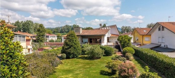 12 bedrooms Villa in Lucca, Italy No. 345375 4