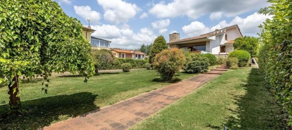 12 bedrooms Villa in Lucca, Italy No. 345375 5