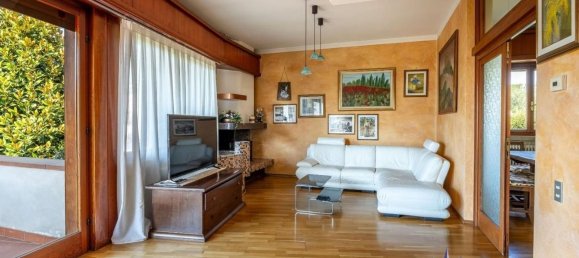 12 bedrooms Villa in Lucca, Italy No. 345375 15