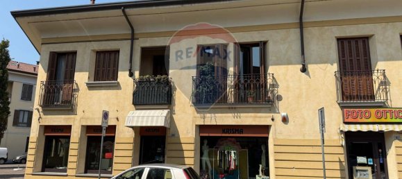 120m² Commercial property in Parabiago, Italy No. 379194 5