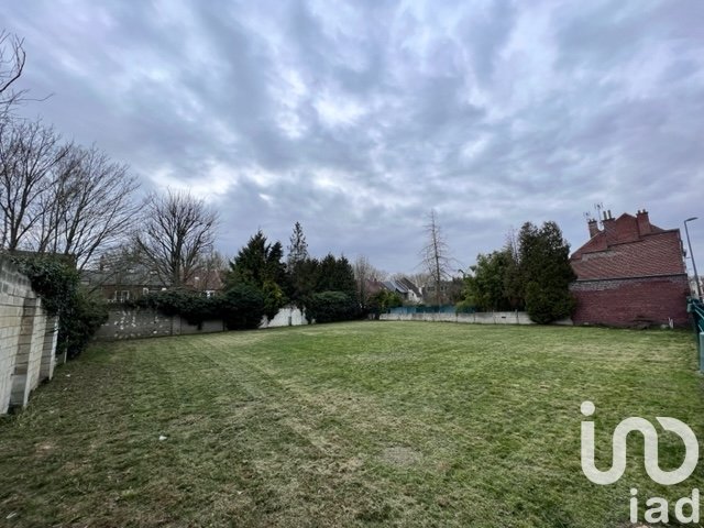 Terreno en Cambrai, France No. 45892